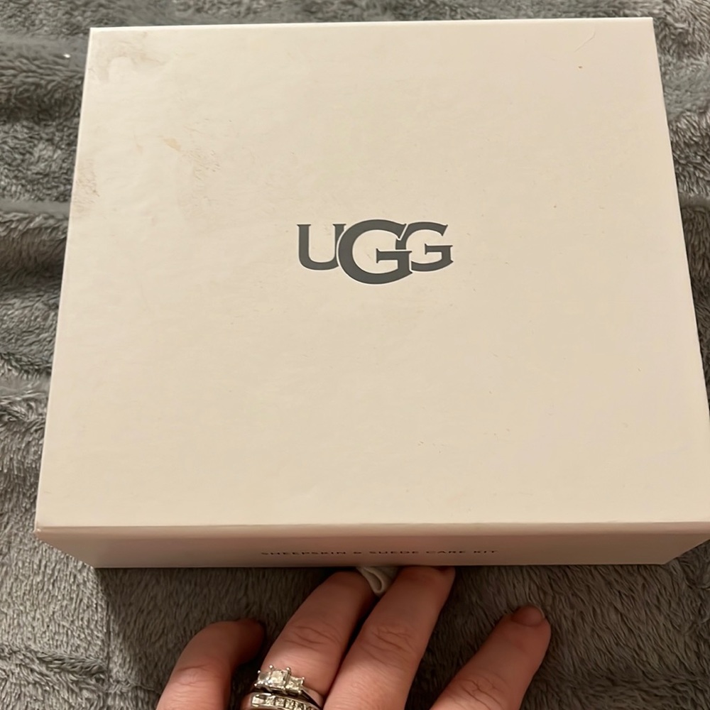 Ugg care kit
